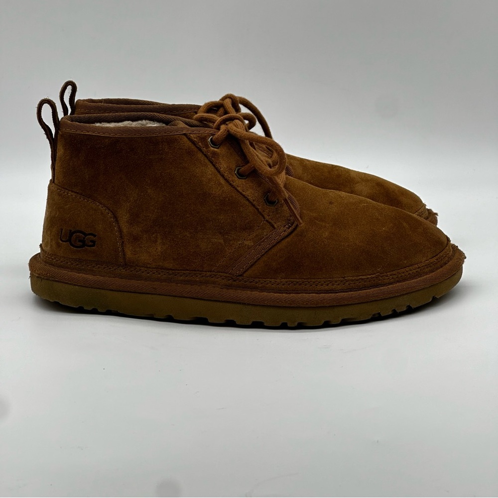 Ugg Neumel Boots. Size 8